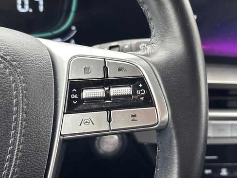 Used 2023 Kia Telluride LX image 27