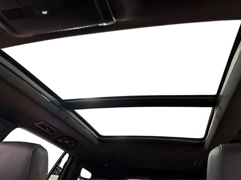 Used 2021 Cadillac XT6 Sport AWD/4WD image 37