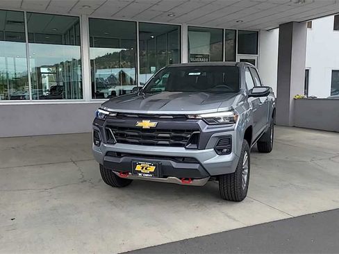 New 2024 Chevrolet Colorado LT w/ LT Convenience Package III image 5