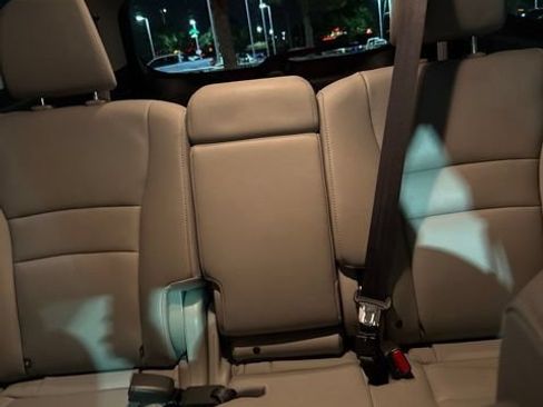 Used 2019 Honda Pilot EX-L image 7