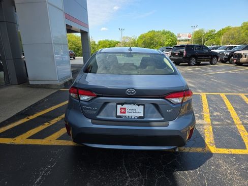 Used 2022 Toyota Corolla LE FWD image 4