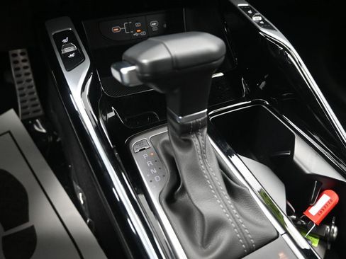 Certified 2025 Kia Sorento SX Prestige image 25