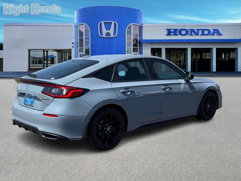 Used 2024 Honda Civic Sport image 8
