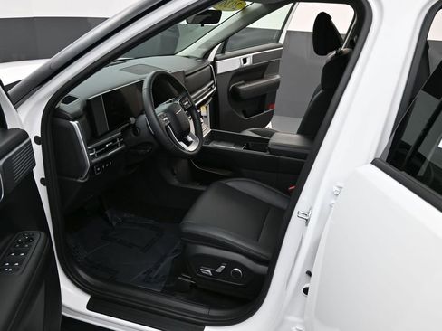 Used 2026 Hyundai Santa Fe SEL FWD image 12