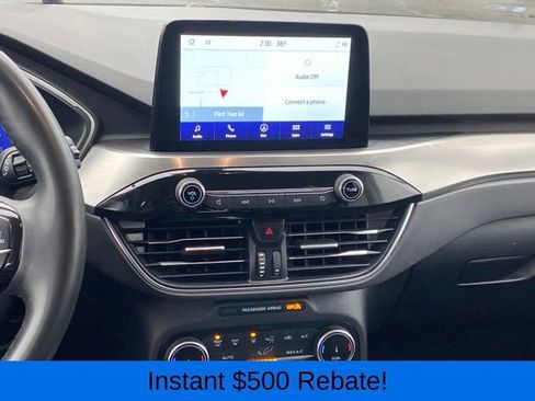 Used 2022 Ford Escape Titanium image 9