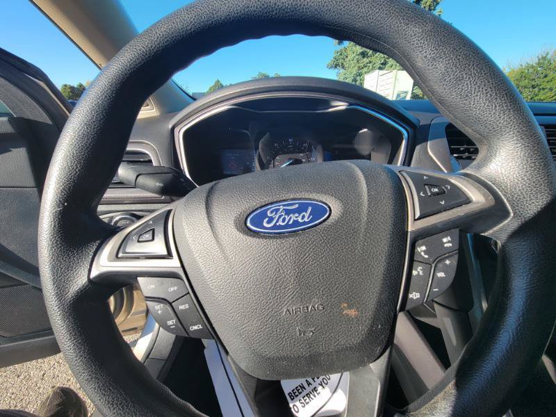 Used 2018 Ford Fusion S FWD image 30