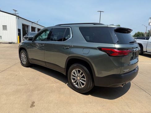 Used 2023 Chevrolet Traverse LT FWD image 29