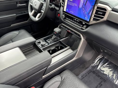 Certified 2025 Toyota Sequoia Limited AWD/4WD image 17