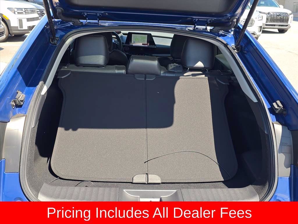 Used 2024 Toyota Prius XLE FWD image 13