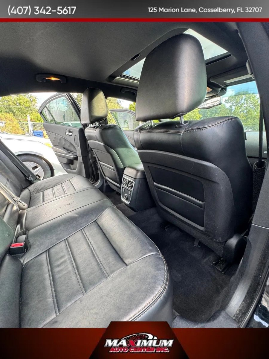 Used 2014 Dodge Charger R/T RWD image 17