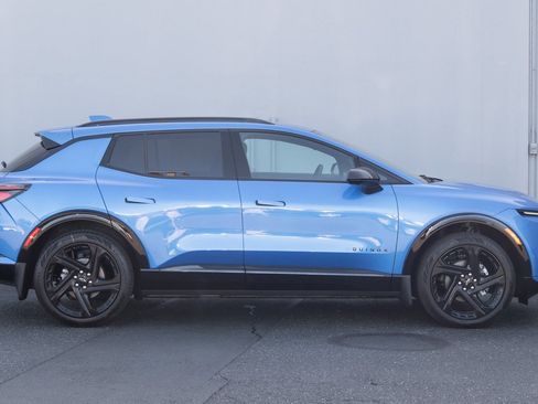 New 2025 Chevrolet Equinox EV RS w/ LPO, All-Weather Mat Package AWD/4WD image 27