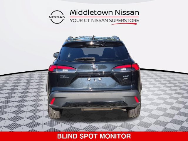 Used 2025 Toyota Corolla Cross XLE AWD/4WD image 4