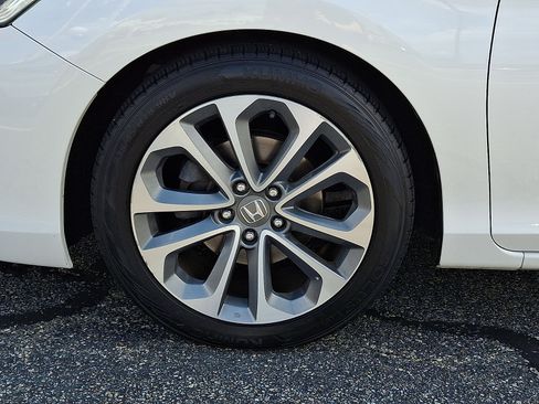 Used 2013 Honda Accord Sport image 8