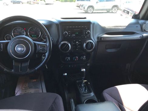 Used 2013 Jeep Wrangler Unlimited Sport AWD/4WD image 36