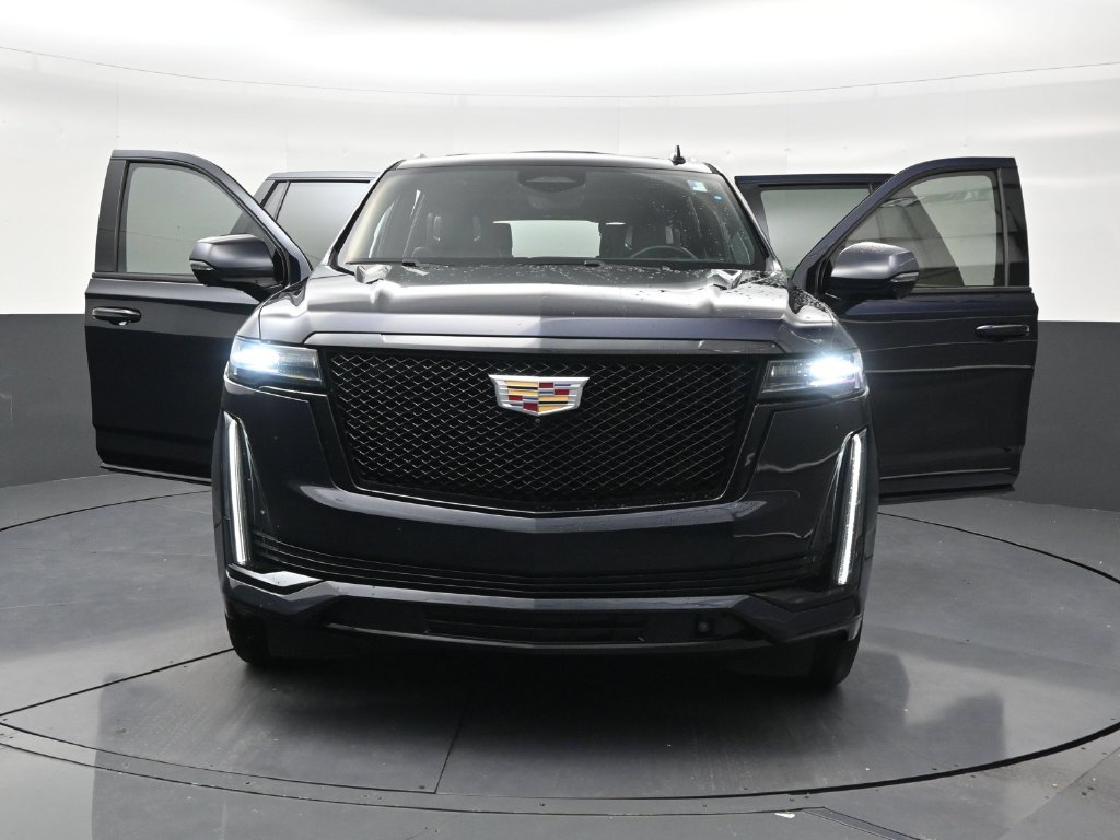Used 2021 Cadillac Escalade Sport Platinum w/ Heavy-Duty Trailer Package RWD image 32