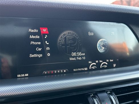 Used 2019 Alfa Romeo Stelvio Ti Sport w/ Quick Order Package 22S Sport image 27