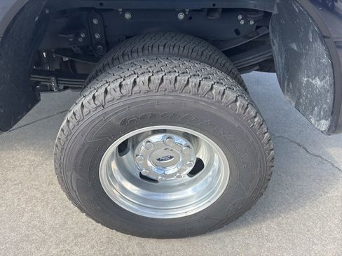 Used 2024 Ford F350 Lariat w/ Chrome Package image 9