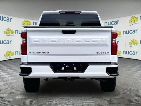 Used 2023 Chevrolet Silverado 1500 Custom AWD/4WD image 5