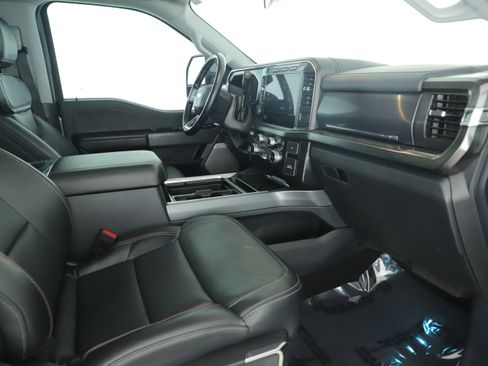 Used 2024 Ford F250 Lariat w/ Lariat Ultimate Package image 13