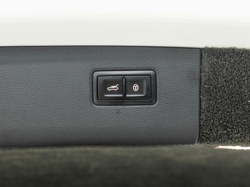 Used 2020 Bentley Bentayga Speed image 51