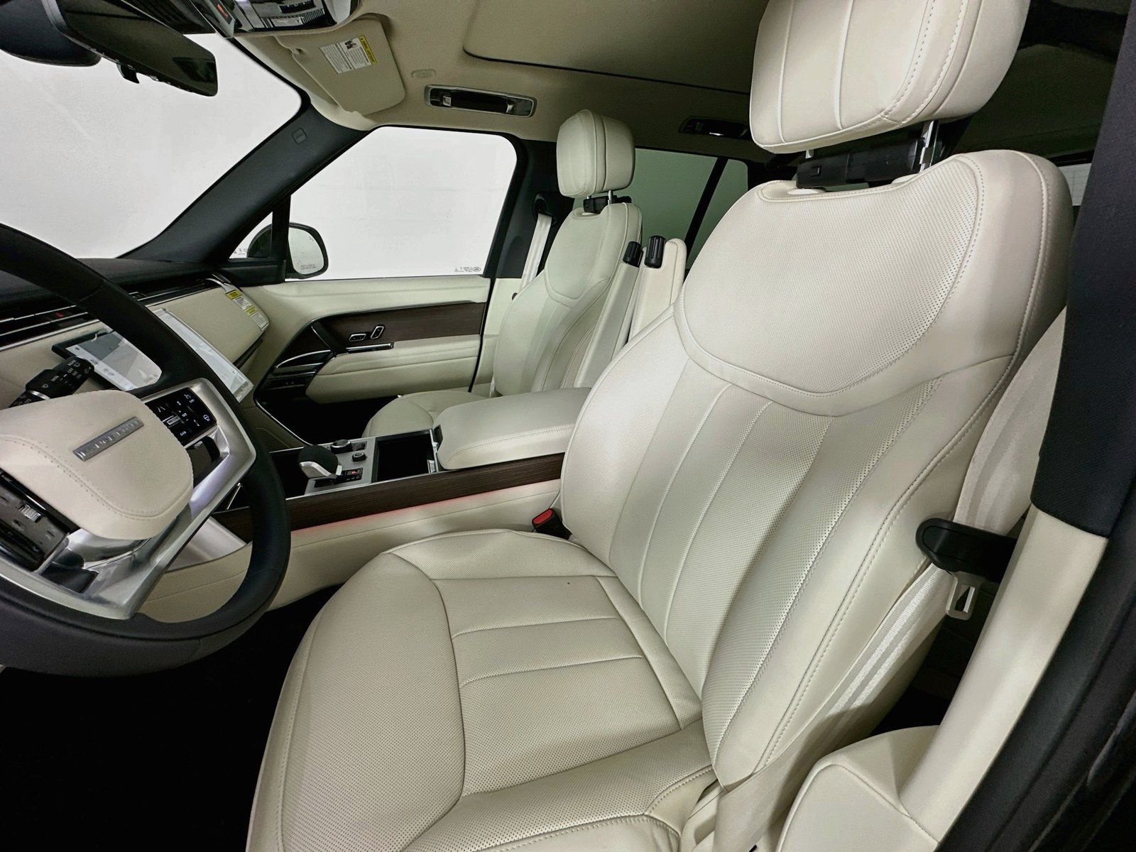 New 2027 Land Rover Range Rover SE AWD/4WD image 32