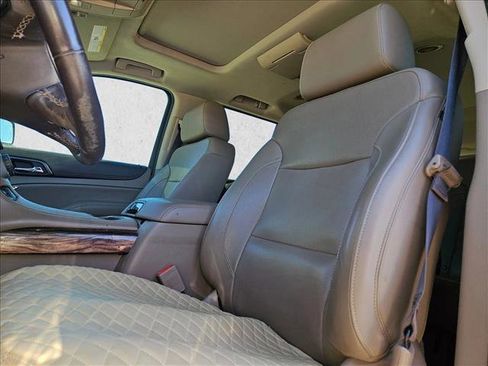 Used 2018 GMC Yukon SLT w/ Open Road Package image 10