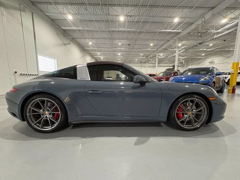 Used 2017 Porsche 911 Targa 4S AWD/4WD image 8