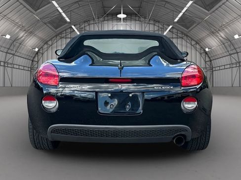 Used 2007 Pontiac Solstice Convertible w/ Premium Package image 4