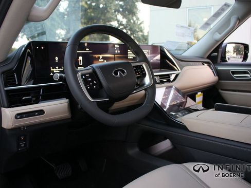 Certified 2026 INFINITI QX80 Pure AWD/4WD image 11