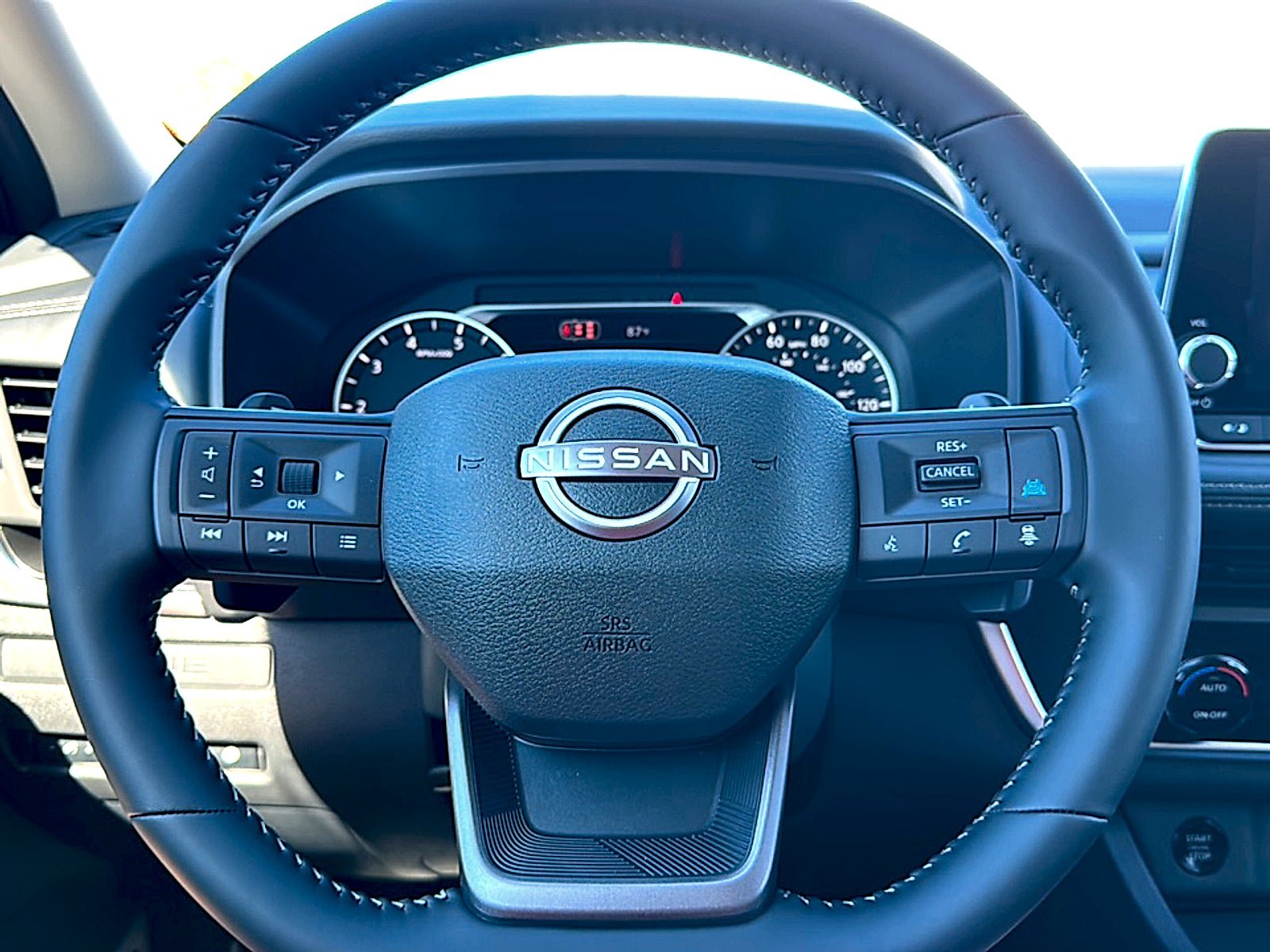New 2027 Nissan Rogue SV FWD image 17