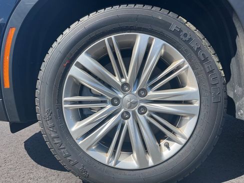 Used 2024 Mitsubishi Outlander ES image 11