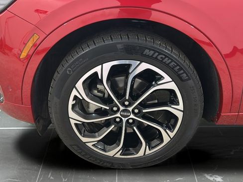 Used 2024 Lincoln Nautilus Reserve image 15