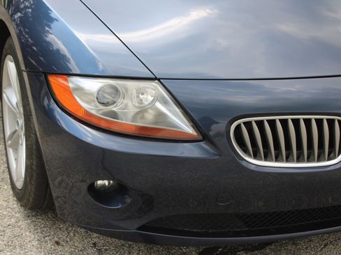 Used 2004 BMW Z4 3.0i RWD image 38