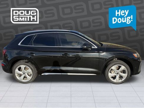Used 2023 Audi Q5 2.0T Prestige w/ Prestige Package image 6