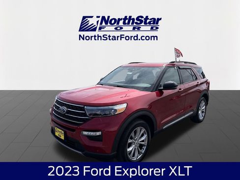 Used 2023 Ford Explorer XLT w/ Equipment Group 202A AWD/4WD image 1