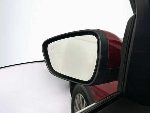 Used 2020 Ford Escape Titanium image 16