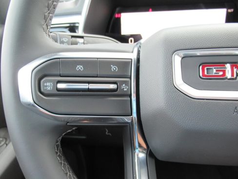 New 2026 GMC Canyon Elevation w/ Convenience Package RWD image 24