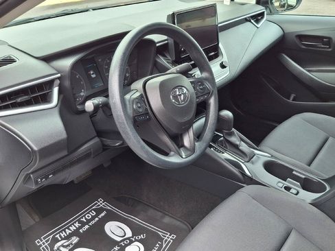 Used 2023 Toyota Corolla LE FWD image 7