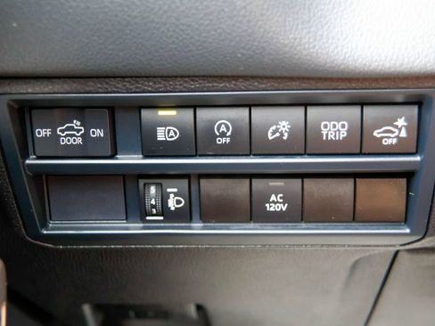 Used 2025 Toyota Tundra Limited w/ Power Package AWD/4WD image 19