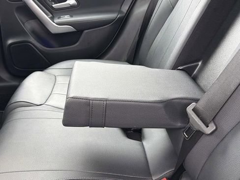 Used 2025 Mercedes-Benz CLA 250 image 18