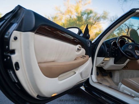 Used 2008 Lexus SC 430 Convertible RWD image 48