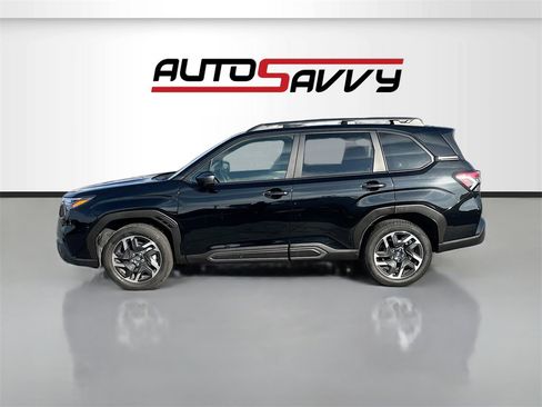 Used 2025 Subaru Forester Limited w/ Popular Package #2 image 4