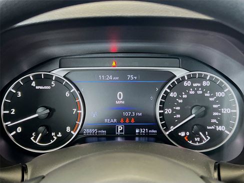 Used 2023 Nissan Altima 2.5 SV AWD/4WD image 18