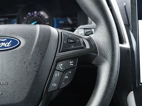 Used 2022 Ford Edge SE w/ Black Appearance Package AWD/4WD image 14