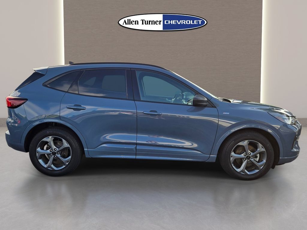 Used 2024 Ford Escape ST-Line w/ Equipment Group 301A FWD image 6