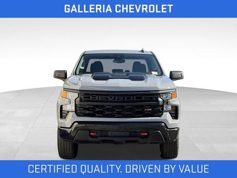 Used 2024 Chevrolet Silverado 1500 Custom Trail Boss AWD/4WD image 3
