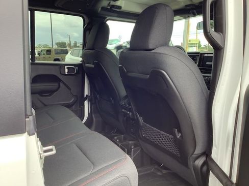 New 2026 Jeep Wrangler Unlimited Rubicon image 32