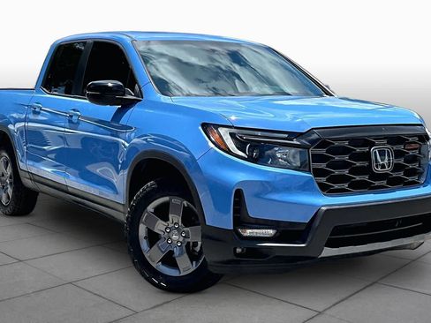 Used 2024 Honda Ridgeline TrailSport image 3