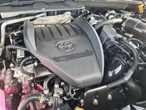 Used 2025 Toyota Grand Highlander AWD Hybrid image 27