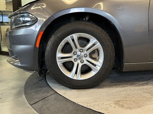 Used 2022 Dodge Charger SXT RWD image 25